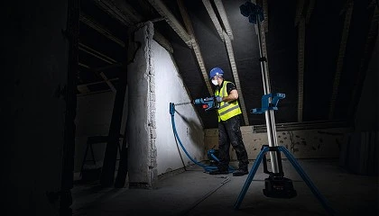 Foto de Bosch presenta la torre de iluminación a batería glt18v-5000 con hasta 5.000 lúmenes