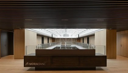 Foto de GCA Architects transforma la sede de MoraBanc en Andorra