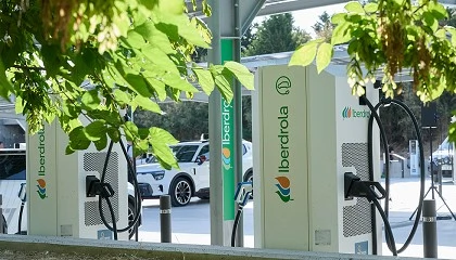 Foto de Iberdrola super� los 11.000 puntos de recarga p�blicos en Espa�a