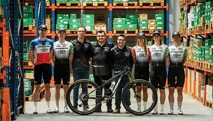 Foto de Listos para triunfar: nace el Factory Massi ISB Sport, un equipo con mayoría femenina