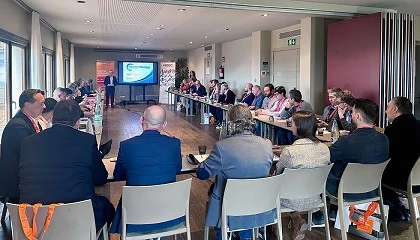 Foto de Estudio de mercado de inyección, periféricos y robots 2025 (artículo, entrevistas y vídeos)