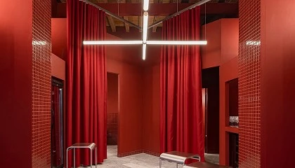 Foto de Alfada Estudio dise�a una vinoteca en Sevilla concebida como santuario contempor�neo del vino