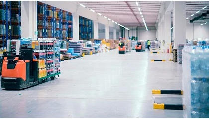 Foto de Carrefour, Hugo Boss y Dr. Martens reescriben sus reglas en 2026: menos tiendas, m�s rentabilidad