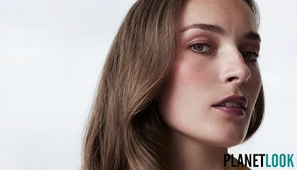 Foto de Colour + Gloss de La Biosthétique: coloración demipermanente con brillo intenso y pH neutro