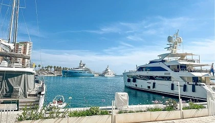 Foto de Marinas de Andaluc�a alcanza un impacto econ�mico cercano a los 900 millones de euros en 2025