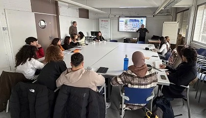 Foto de Un puente entre Universidad y Empresa en la formaci�n de futuros arquitectos