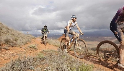 Foto de La Far West Race SCOTT desafía al pelotón nacional con barro y dureza en Calatayud
