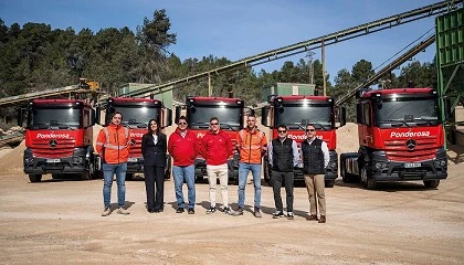 Foto de Canteras La Ponderosa incorpora cinco Mercedes-Benz Actros entregados por QUADIS Autolica Industriales