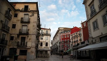 Foto de Comiss�o Europeia insta Portugal a apresentar plano de renova��o de edif�cios