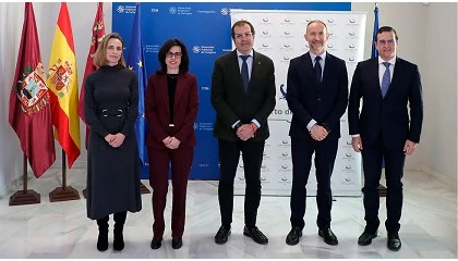 Foto de La Autoridad Portuaria de Cartagena y la UPCT impulsan una microcredencial en operaciones portuarias sostenibles