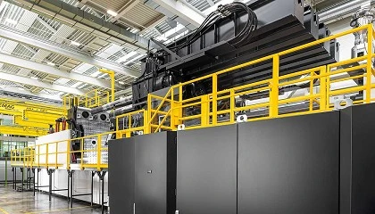 Foto de Engel desarrolla la mayor m�quina de inyecci�n del mundo