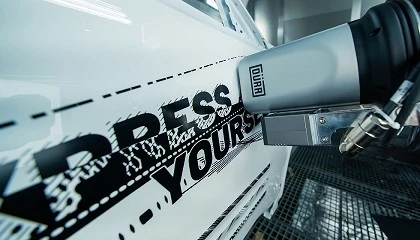 Foto de Dürr desarrolla EcoNextJet para integrar gráficos personalizados en el proceso de pintura de automóviles
