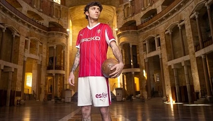 Foto de Puma y el Sporting de Gijón se suman a la Jornada Retro de LaLiga