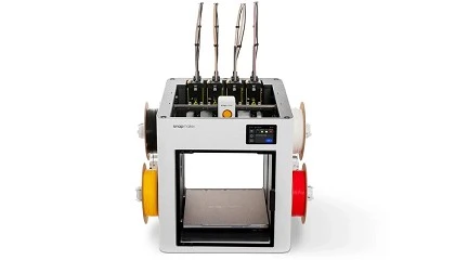 Foto de La SnapMaker U1 gestiona con eficacia la impresi�n 3D multicolor y multimaterial