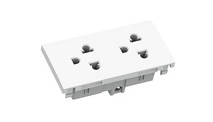 Foto de MMConecta presenta su nueva base d�plex euroamericana para soluciones de conexi�n avanzadas