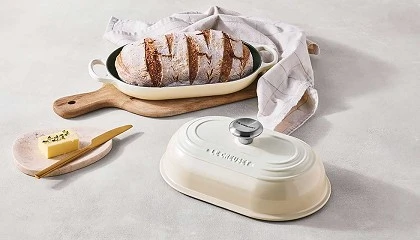 Foto de Le Creuset presenta una nueva cocotte para hornear pan en casa