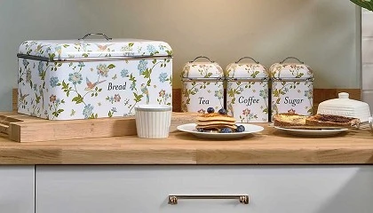 Foto de Laura Ashley lanza una colección de botes y paneras de acero inoxidable