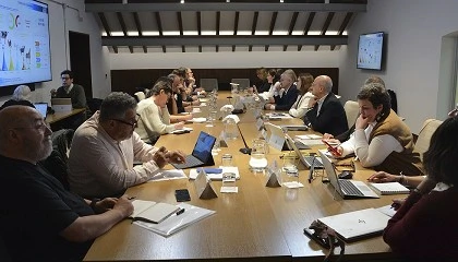 Foto de El MAPA defiende que los precios de la leche en España en 2025 son mayores que la media europea