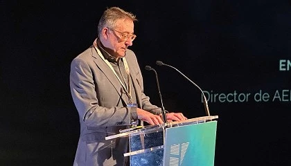 Foto de Entrevista a Enrique Cobreros, coordinador de la Red de Cl�steres y director de AEICE