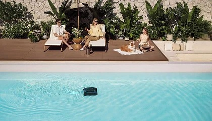 Foto de Beatbot presenta dos robots para piscinas que ofrecen una limpieza completa y sin esfuerzo: Sora 30 y Sora 10
