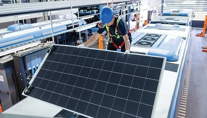 Foto de ZF Solarboost reduce costes y emisiones en autobuses y autocares