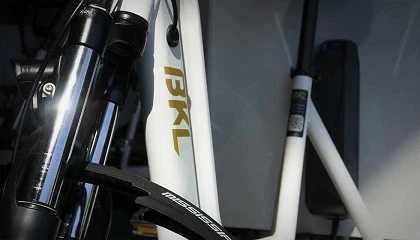 Foto de BKL firma su mayor contrato internacional con 2.170 triciclos eléctricos para el servicio postal francés