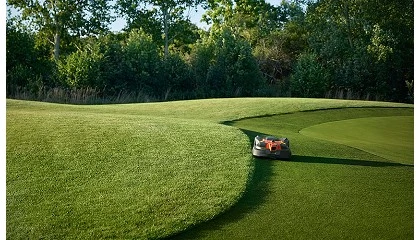 Foto de Husqvarna incorpora la funci�n First Cut a sus robots cortac�sped para golf