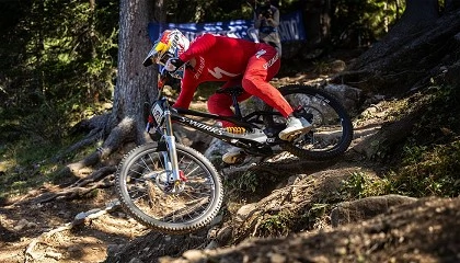 Foto de Specialized innova con el sistema de transmisi�n integrada HighGear en la nueva Demo 11