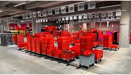 Foto de Agilox automatiza el 98% de los flujos internos de Dehn con una flota de AMR