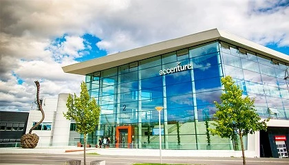 Foto de Accenture extiende Copilot a 743.000 empleados y acelera su productividad