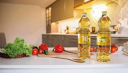 Foto de Sidel presenta en interpack 2026 una botella de PET m�s ligera para aceites