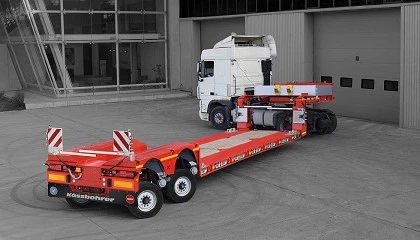 Foto de K�ssbohrer presenta su nuevo semirremolque de cama baja con suspensi�n pendular desarrollada �ntegramente en sus centros de I+D