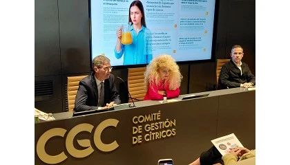 Fotografia de El sector citr�cola presenta un informe pionero sobre desinformaci�n alimentaria y reivindica el valor del zumo 100% exprimido