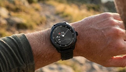 Foto de Lotus amplía su gama Connected con un nuevo reloj híbrido de hasta 10 días de autonomía
