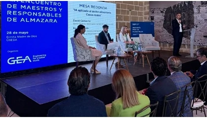 Foto de La digitalizaci�n y la automatizaci�n ganan peso en el debate internacional sobre el futuro del aceite de oliva
