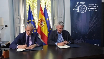 Foto de La FEMP y RE-VISTE impulsan la gesti�n de residuos textiles en los municipios