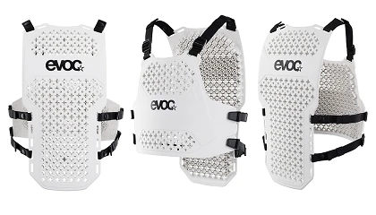 Foto de EVOC actualiza su Torso Protector con nueva imagen y talla para jóvenes riders