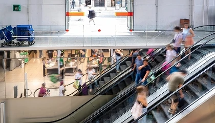 Foto de La afluencia a los centros comerciales crece un 6,4% en mayo