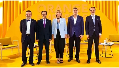 Foto de ‘Logística para todos’ acerca el sector a la sociedad con una obra divulgativa presentada en el SIL Barcelona