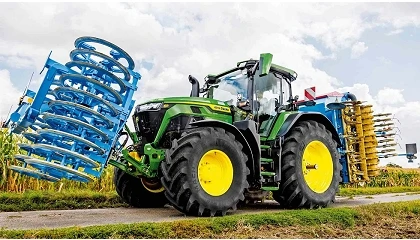 Foto de John Deere renueva los 6R de bastidor grande y extra grande