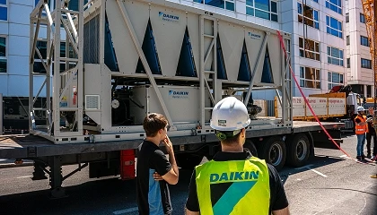 Foto de Daikin instala una enfriadora temporal de 650 kW en las instalaciones de Nabiax