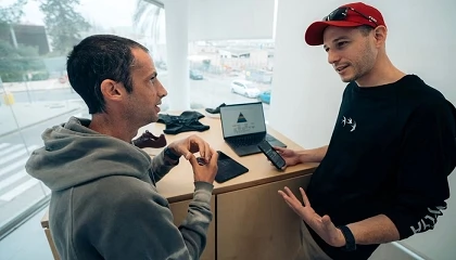 Foto de Kilian Jornet se incorpora a Kotcha como atleta fundador para impulsar un entrenamiento más consciente