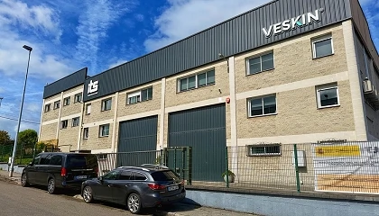 Foto de ITS, especializada en textiles técnicos y protección laboral, se incorpora a RE-VISTE