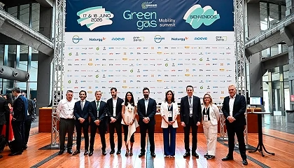 Foto de Gasnam presenta el �Observatorio para la descarbonizaci�n del Transporte�