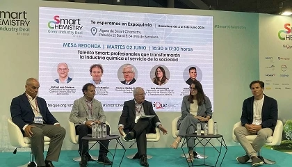 Foto de El Foro Química y Sociedad destaca que trabajar en química supone contribuir al futuro de la sociedad