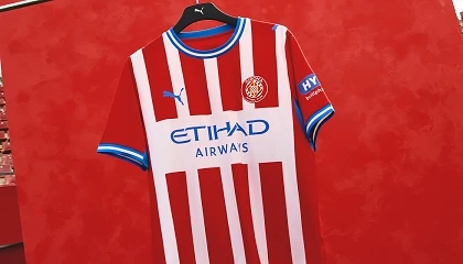 Foto de El Girona FC recupera el pantalón azul en su nueva equipación para la temporada 2026/27