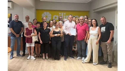 Foto de Firmado el nuevo convenio colectivo de manipulado de lim�n, que afecta a m�s de 25.000 trabajadores