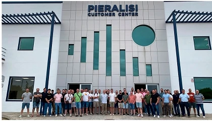 Foto de Pieralisi prepara la apertura de su centro de formaci�n especializada con unas jornadas internas en Meng�bar