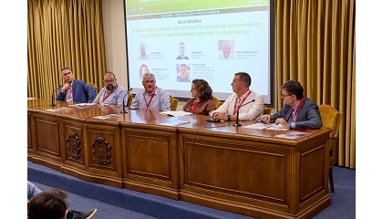 Foto de Mesa redonda 'El desaf�o de la clorosis nervial amarilla, soluciones para aumentar la producci�n y tecnolog�a para optimizar la postcosecha'