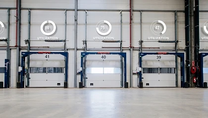 Foto de Las puertas seccionales conectadas mejoran la eficiencia operativa y reducen el consumo energético